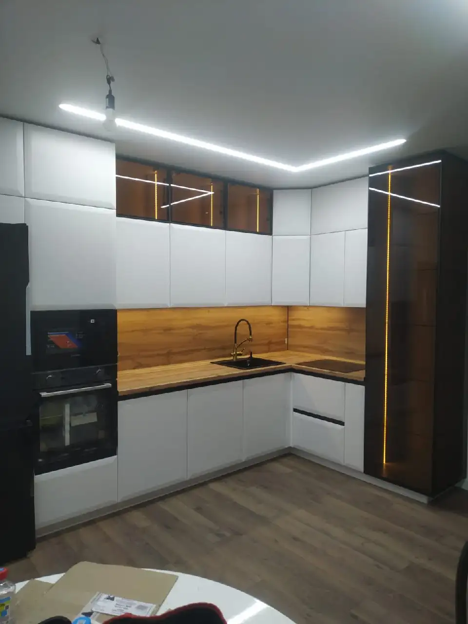 Кухни от фабрики в салоне на Московской - Мебель (Для дома и дачи) в Краснодар