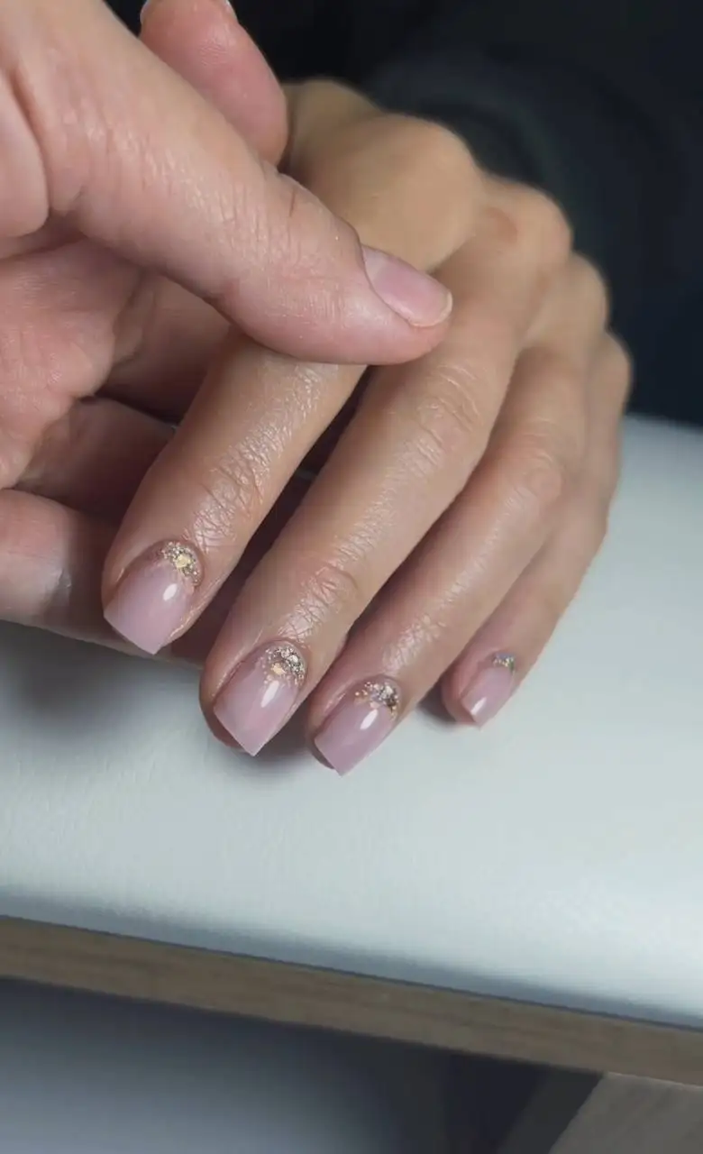 Маникюр с укреплением гелем в Любимово - Красота и уход (Услуги) в Краснодар