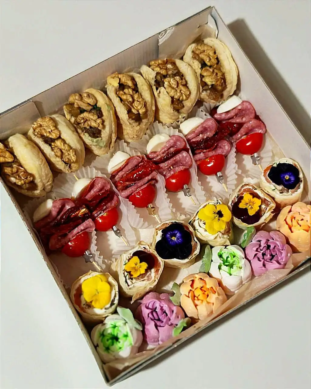 Фуршетный Мастер Елена: гастрономическое искусство на вашем столе - Кейтеринг/Фуршет (Услуги) в Краснодар