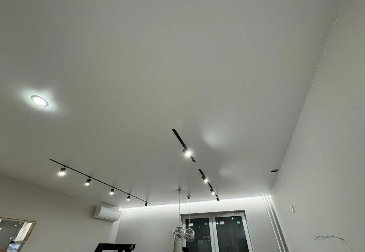 Услуги по натяжным потолкам - Ремонт и строительство (Услуги) в Краснодар