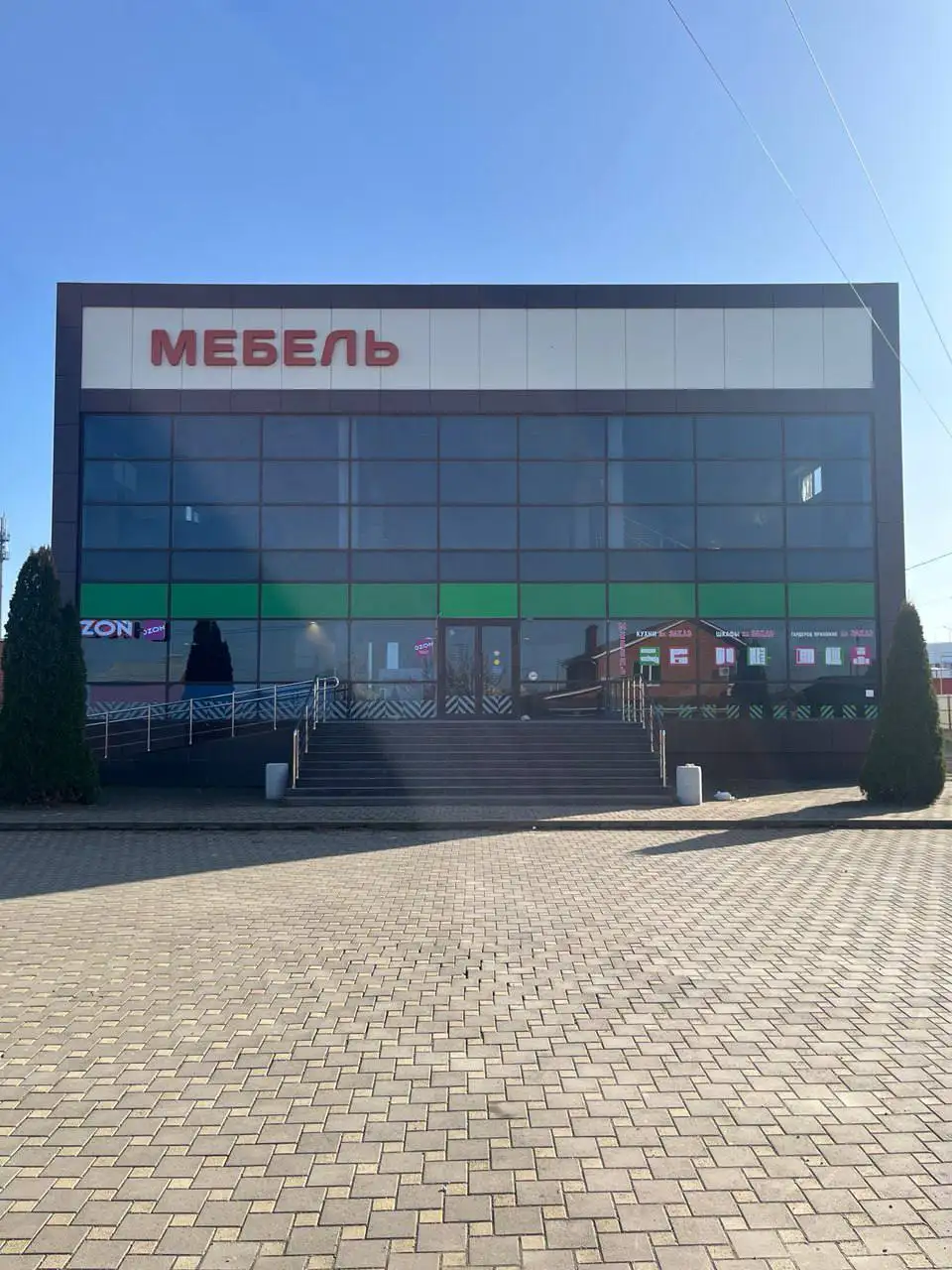 Сдается в аренду площадь в торгово-офисном здании в Кореновске - Аренда коммерческой недвижимости (Недвижимость) в Кореновск