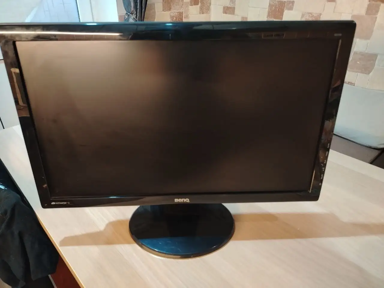 Монитор с проводом питания - Мониторы (Электроника) в Краснодар