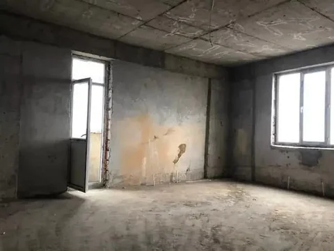 Продаются 3-х комнатные квартиры под самоотделку в Бишкеке - Квартиры в Бишкек