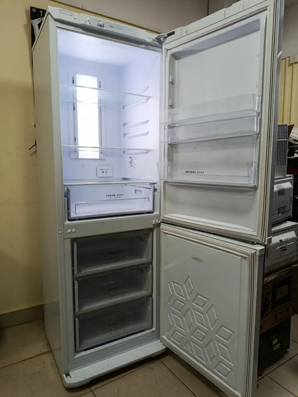 Продажа холодильника Бюрюса - Для дома и дачи в Владимир