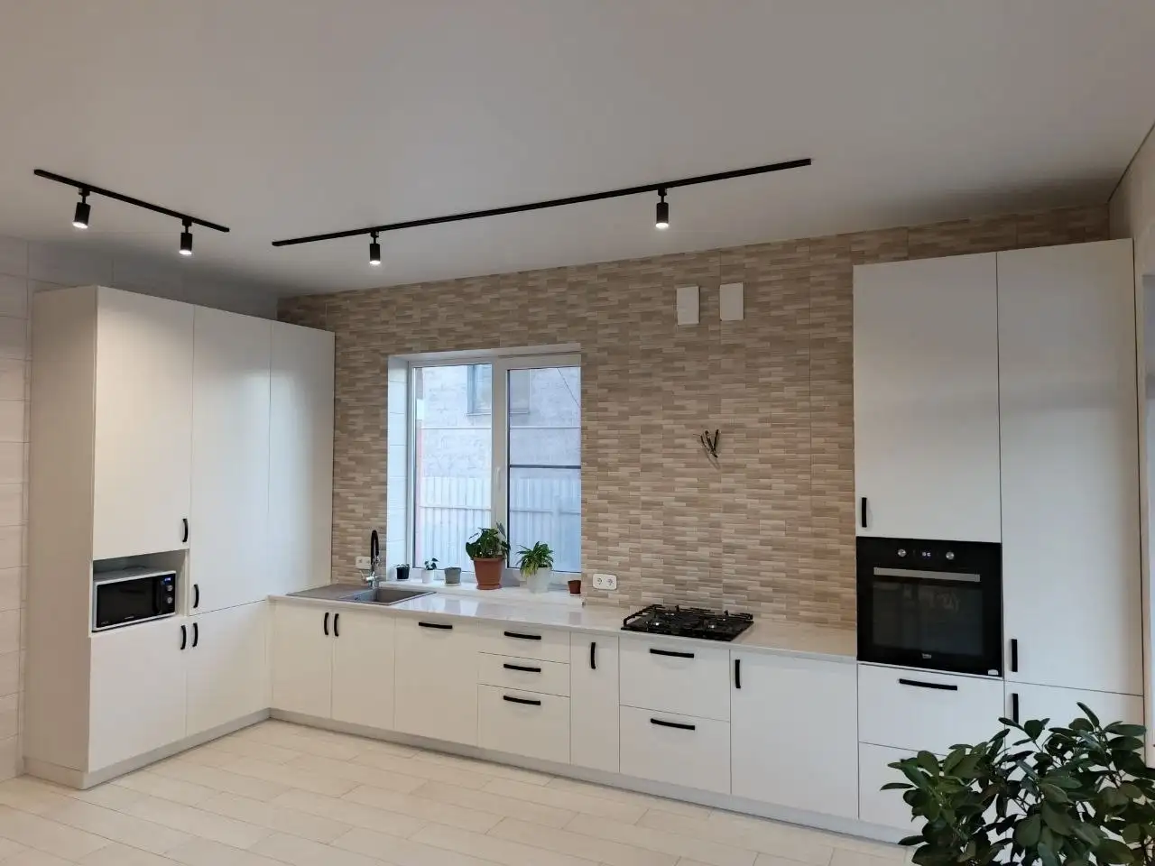 Кухни на заказ по индивидуальным размерам - Мебель на заказ (Услуги) в Краснодар