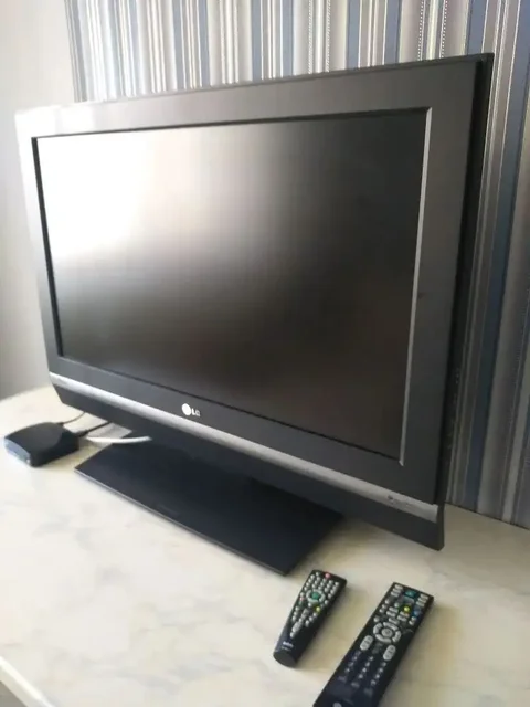 Продам телевизор LG 81 см - частное объявление в Знаменское
