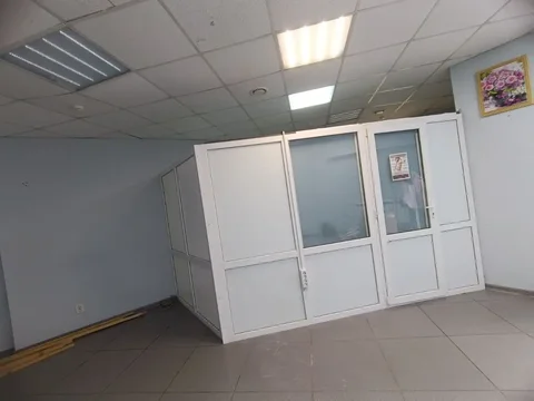 Продам перегородку из металлопластика с дверью - Водонагреватели в Краснодар