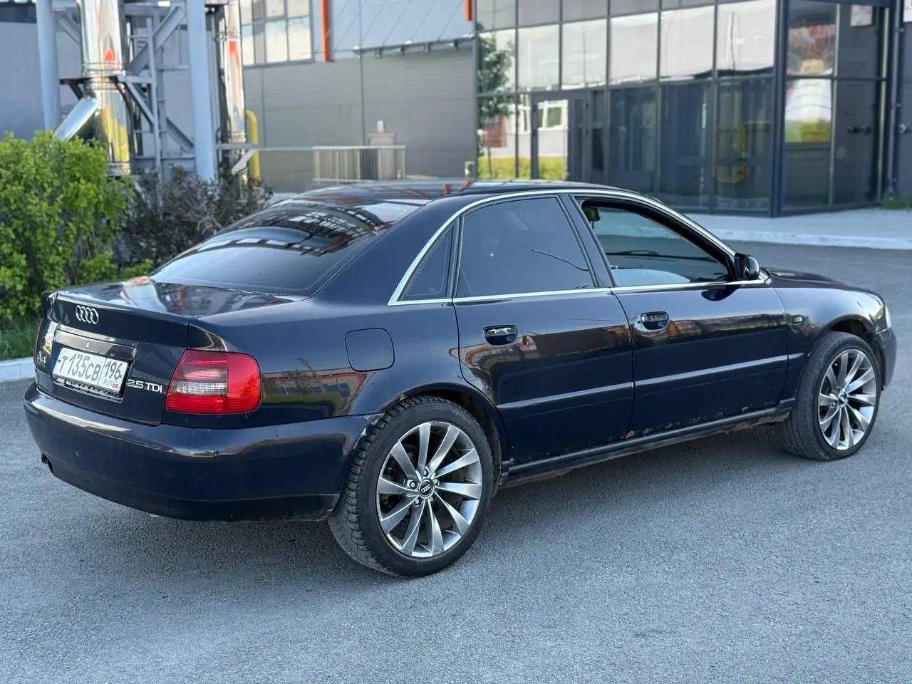 Продажа Audi A4 - Легковые автомобили (Авто) в Екатеринбург