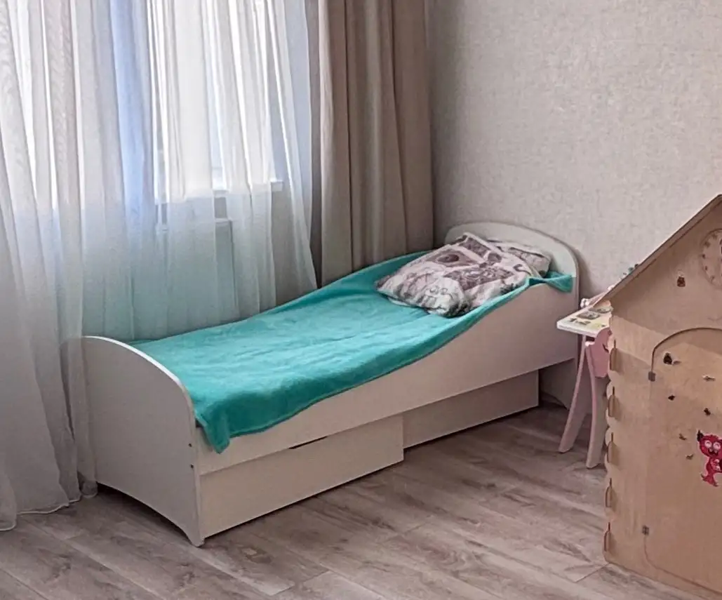 Продам детскую кровать 160x70 с ортопедическим основанием и ящиками - Детская мебель (Товары для детей) в Краснодар