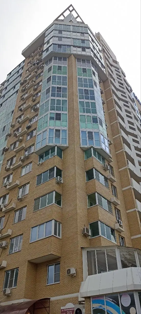 Аренда 3-комнатной квартиры в центре Краснодара - Долгосрочная аренда квартир (Недвижимость) в Краснодар