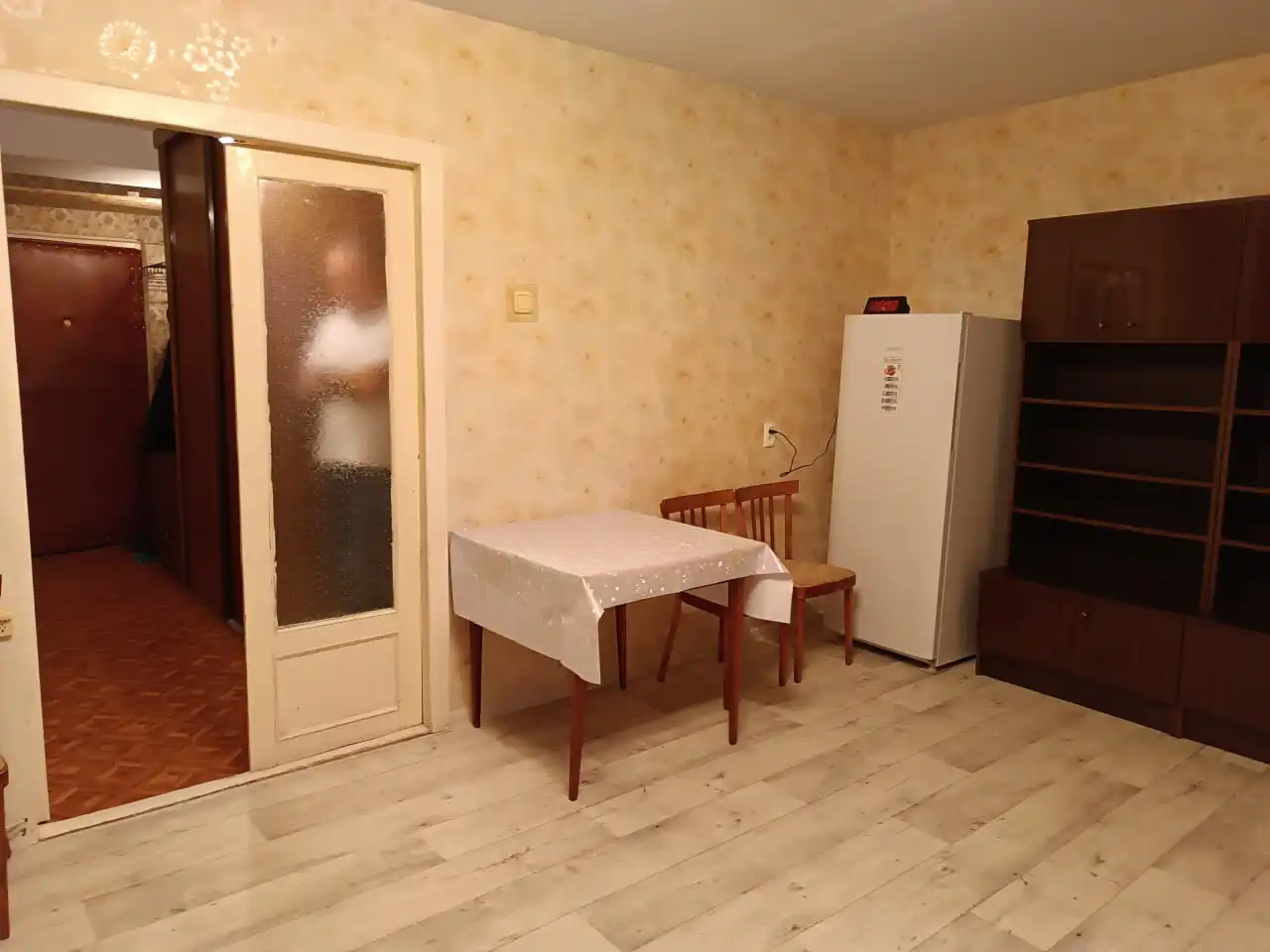 Сдам двухкомнатную просторную ленинградку