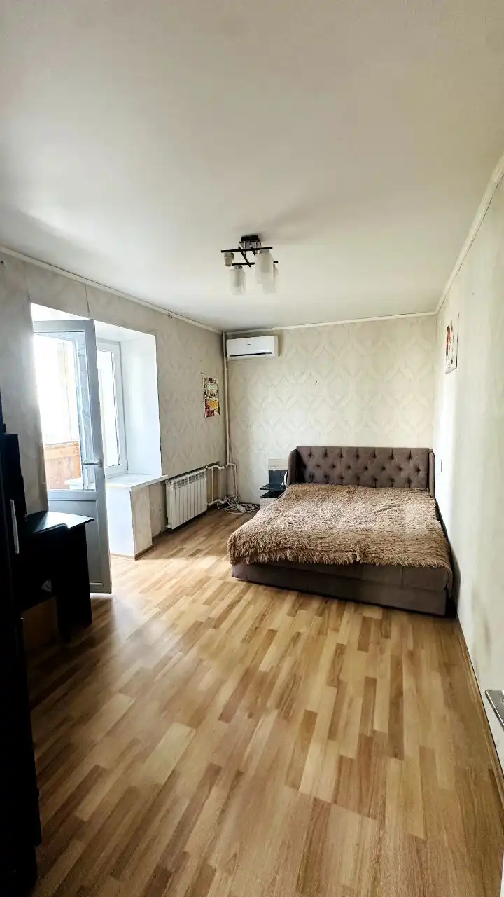 Сдается комната в 3-комнатной квартире