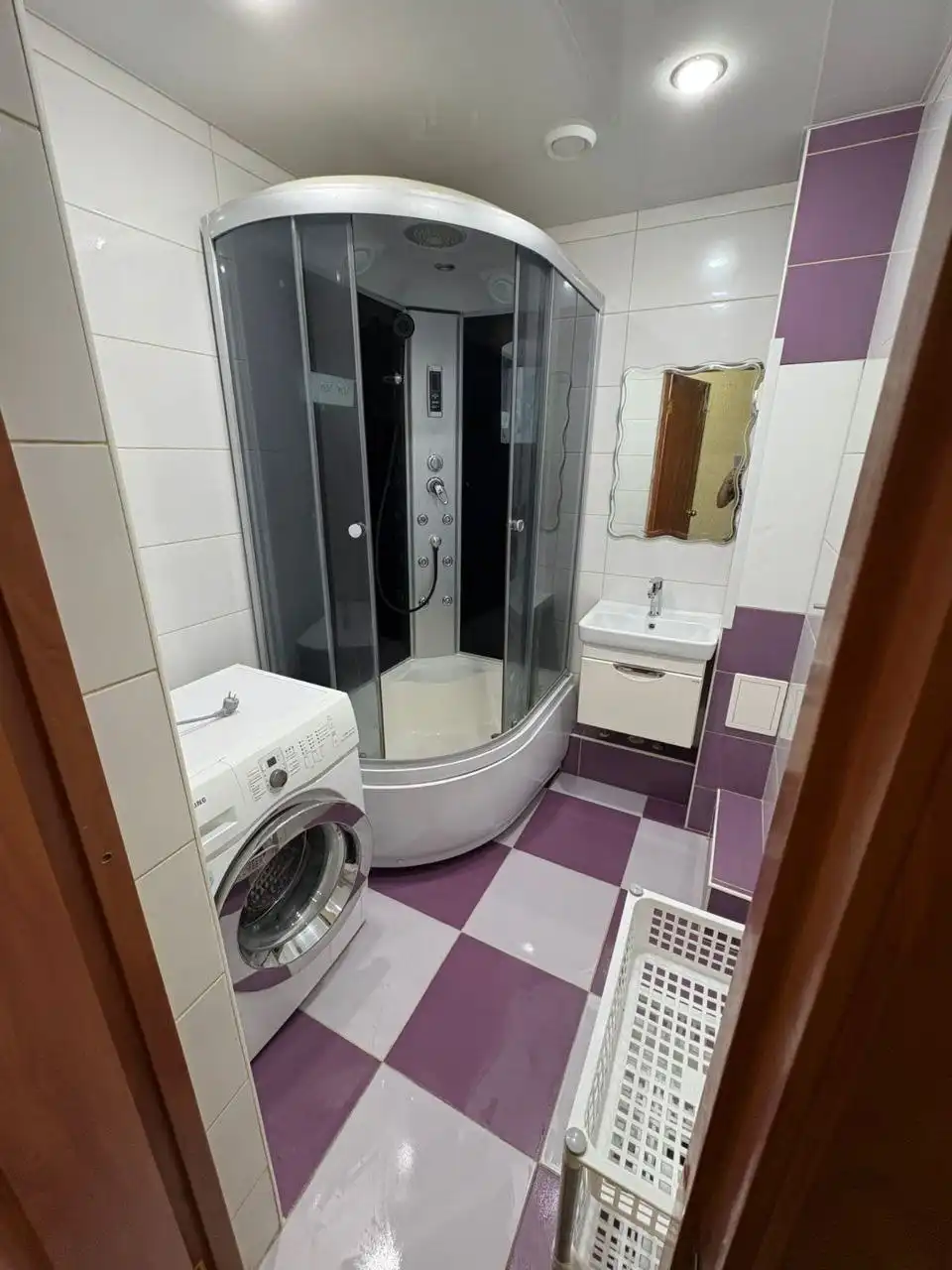 Сдам двухкомнатную квартиру возле метро Козья слобода