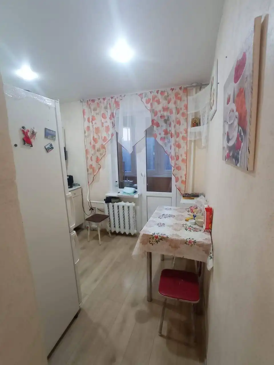 Соседка в однокомнатную квартиру в Приволжском районе