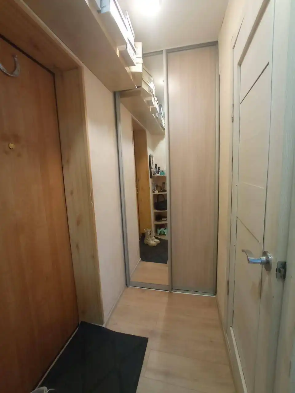 Соседка в однокомнатную квартиру в Приволжском районе