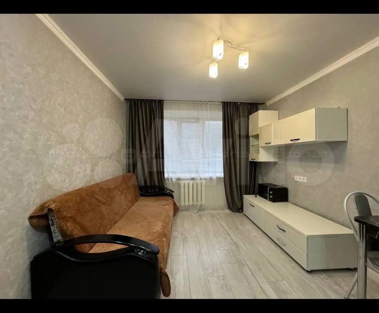 Студия в аренду на Белинского 27