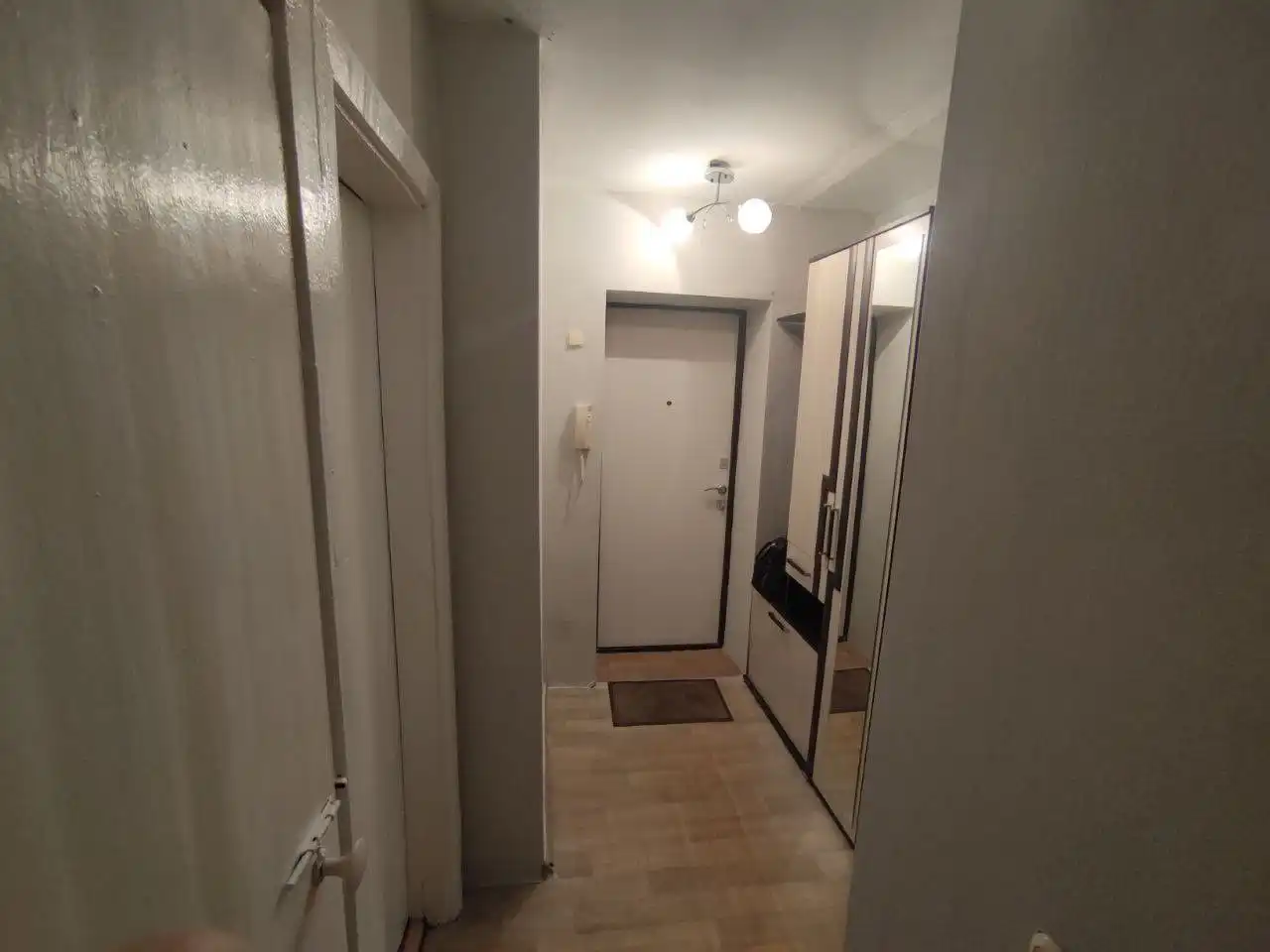 Сдам двухкомнатную квартиру на длительный срок в Казани