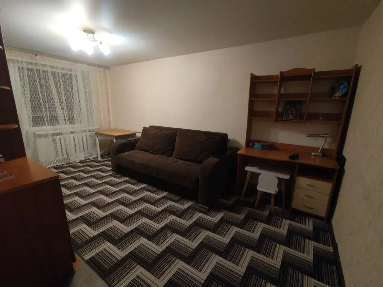 Сдам двухкомнатную квартиру на длительный срок в Казани