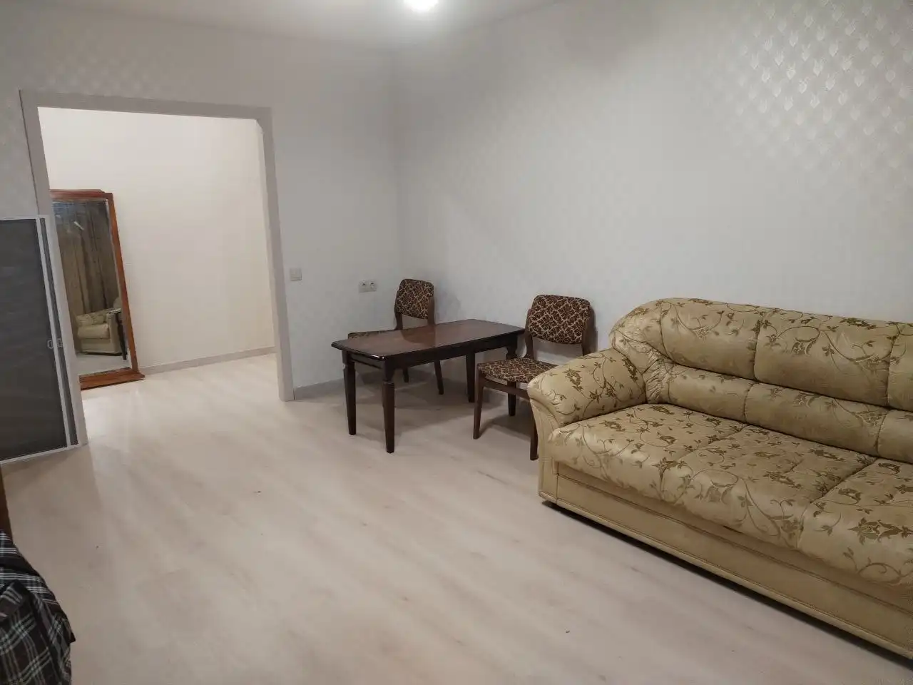 Сдам двухкомнатную квартиру в Казани на длительный срок