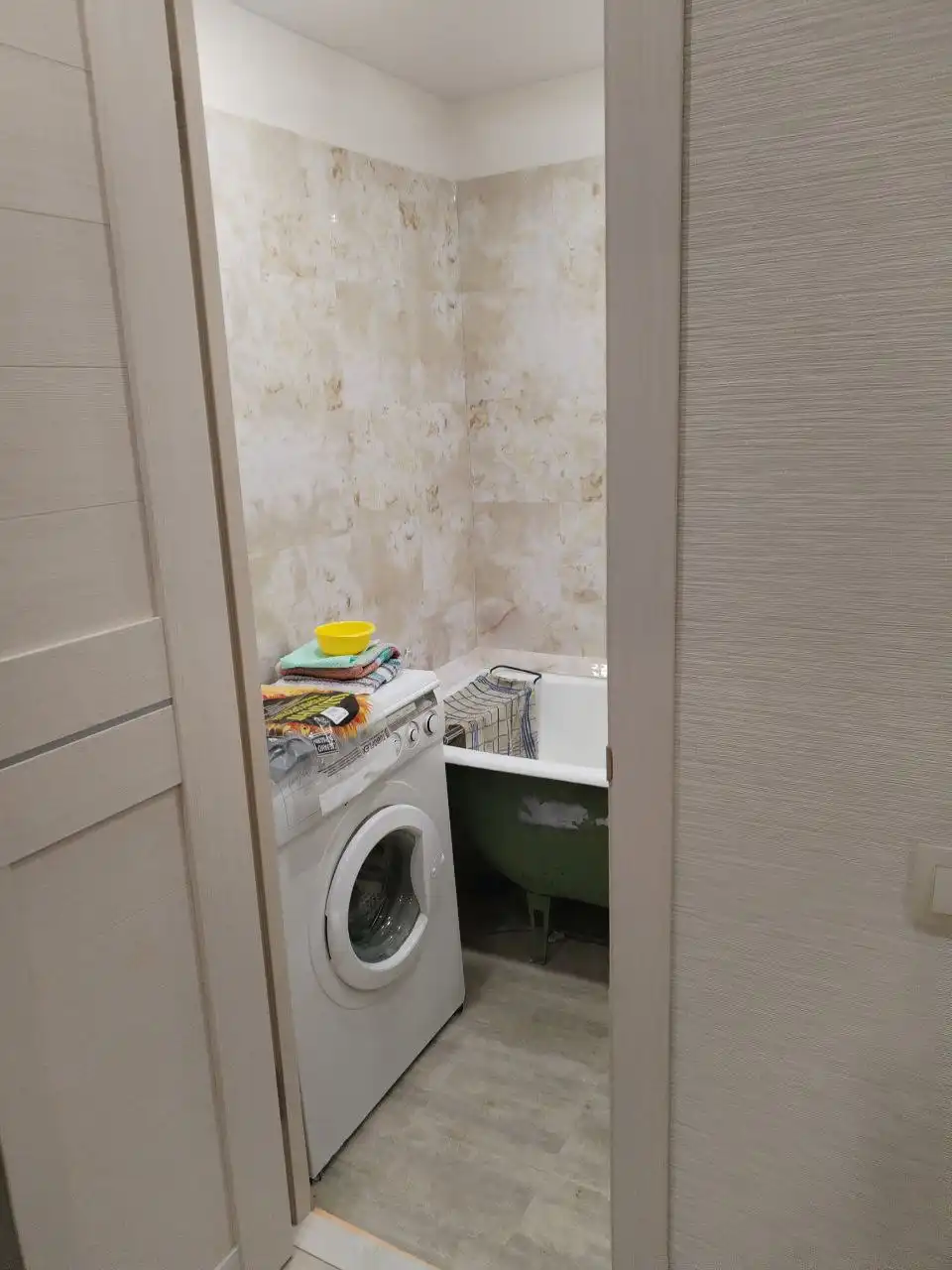 Сдам двухкомнатную квартиру в Казани на длительный срок