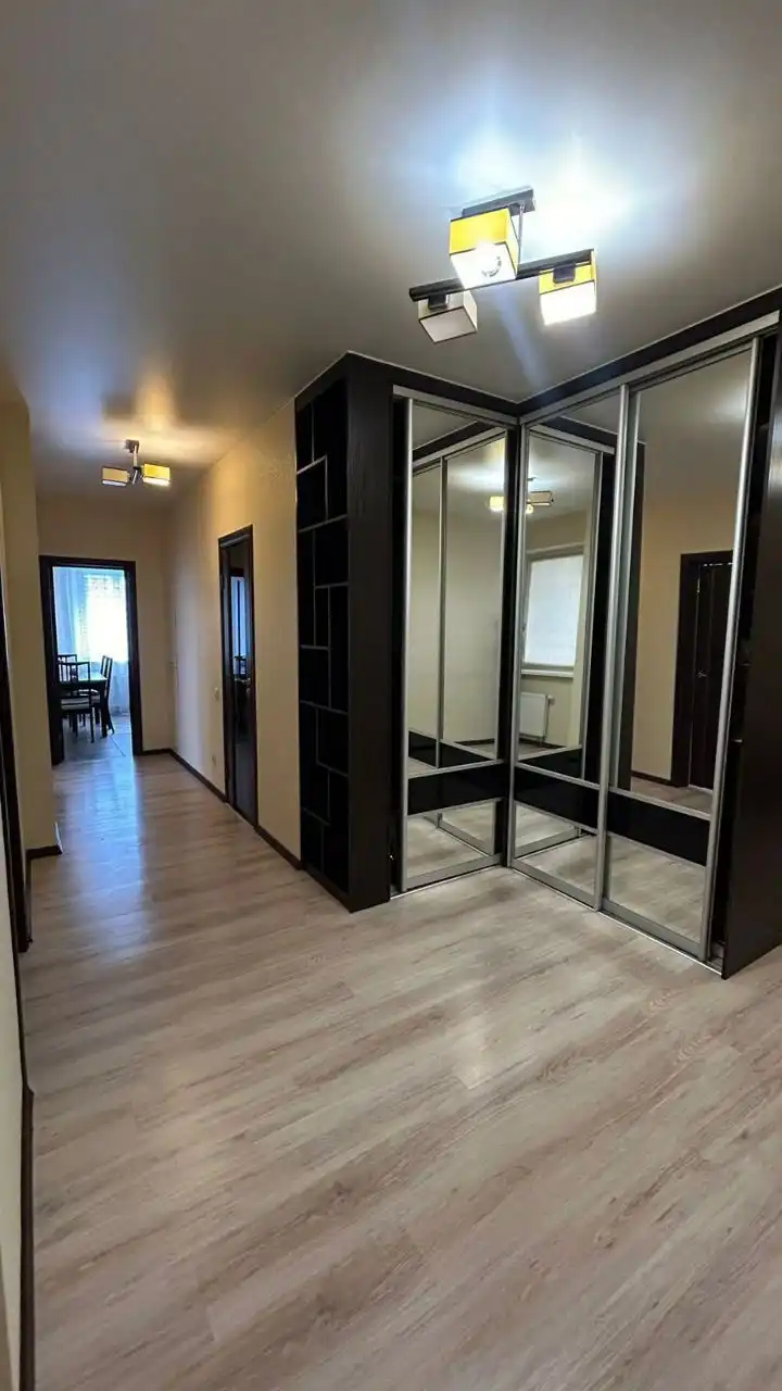 Сдам 2-комнатную квартиру 64 кв.м в ЖК 21 Век