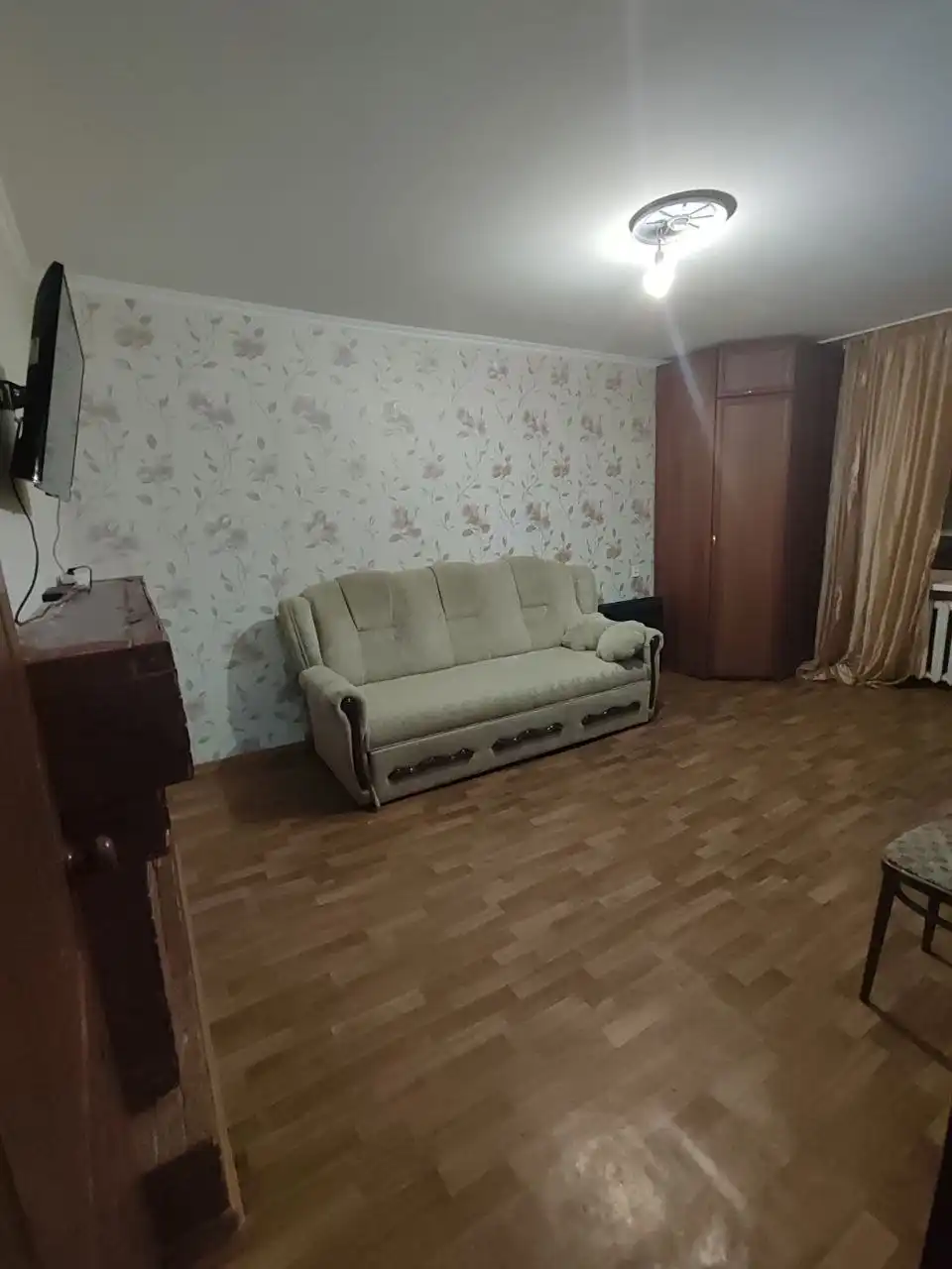 Сдам 2-комнатную квартиру на Проспекте Победы 33 в Казани