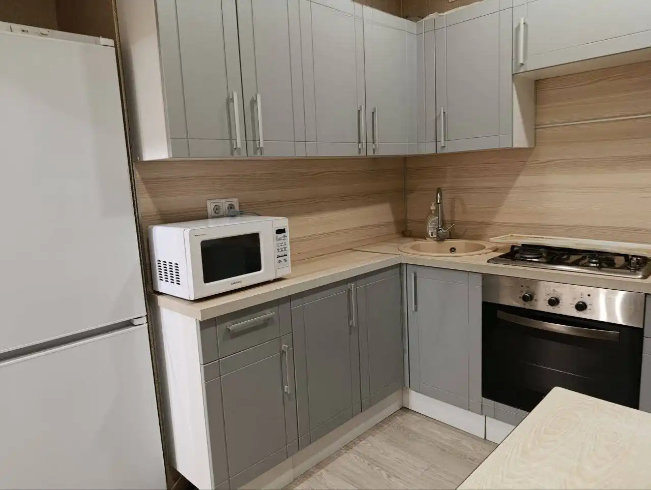 Сдам трехкомнатную квартиру в Казани - Аренда квартир (Недвижимость) в Казань