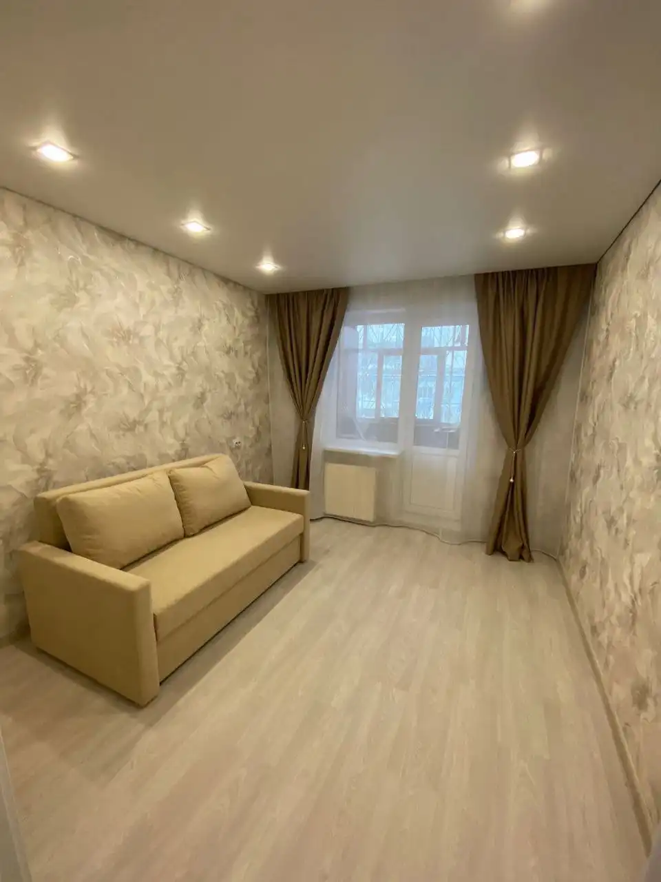 Сдам трёхкомнатную квартиру на Дубравной 51 - Аренда квартир (Недвижимость) в Казань