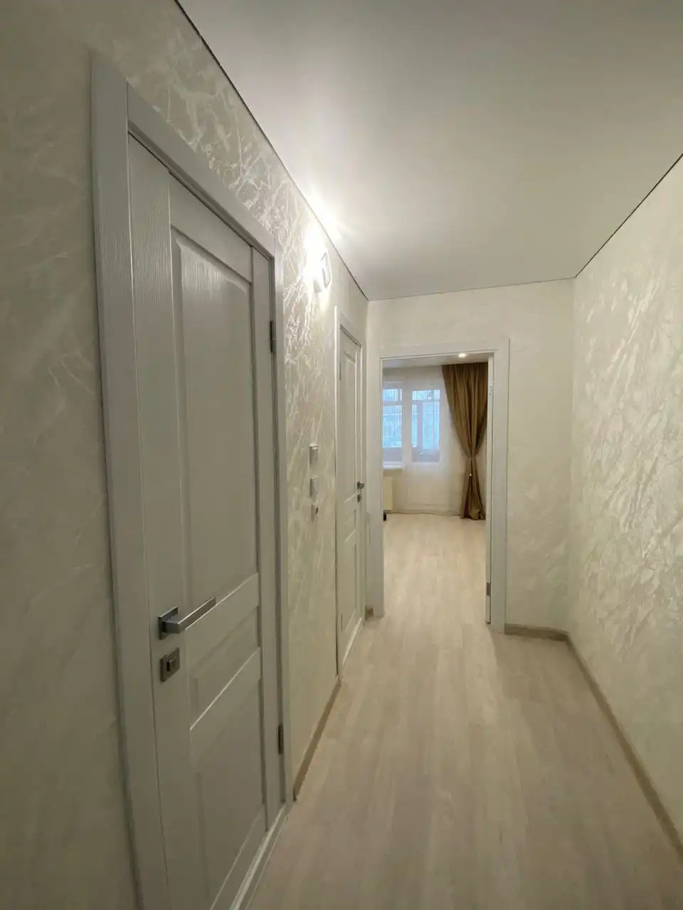 Сдам трёхкомнатную квартиру на Дубравной 51 - Аренда квартир (Недвижимость) в Казань