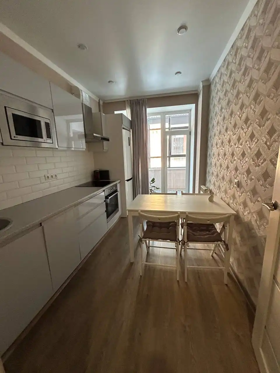 Сдам квартиру на Зур урам 1к, 2 этаж - Аренда квартир (Недвижимость) в Казань