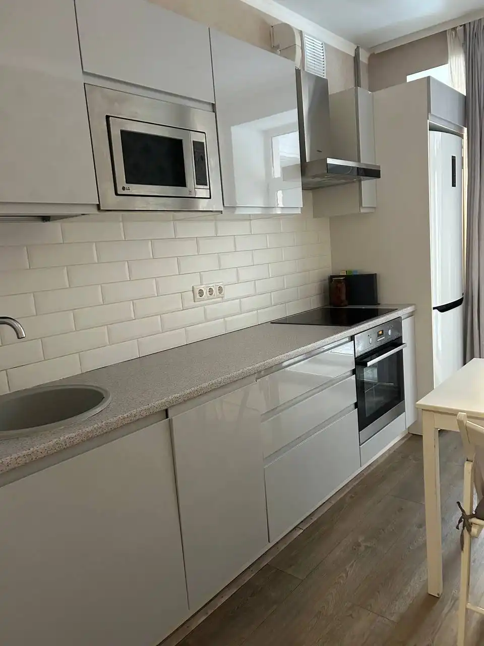 Сдам квартиру на Зур урам 1к, 2 этаж - Аренда квартир (Недвижимость) в Казань