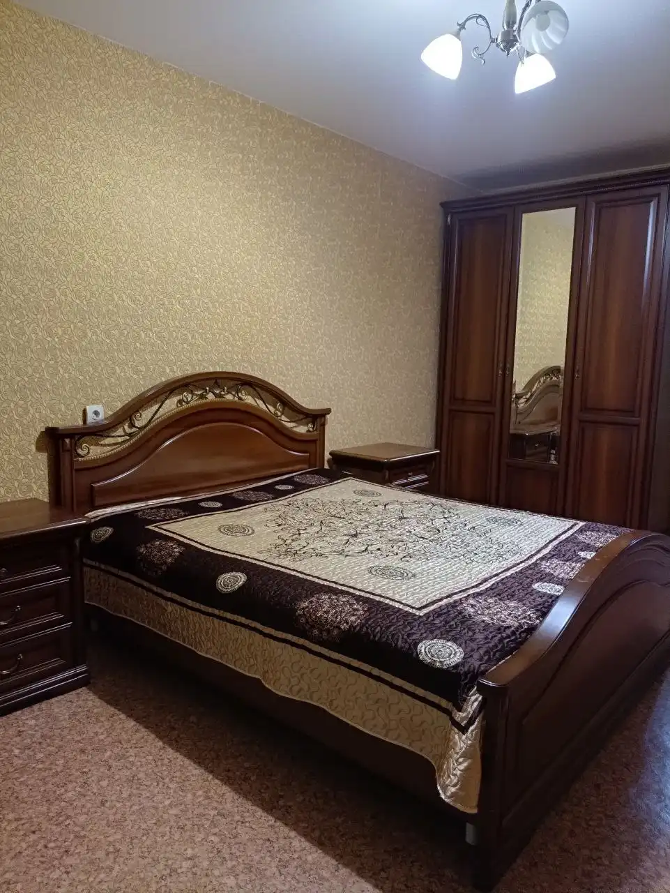 Сдам двухкомнатную квартиру 64 кв.м на долгий срок - Аренда квартир (Недвижимость) в Казань