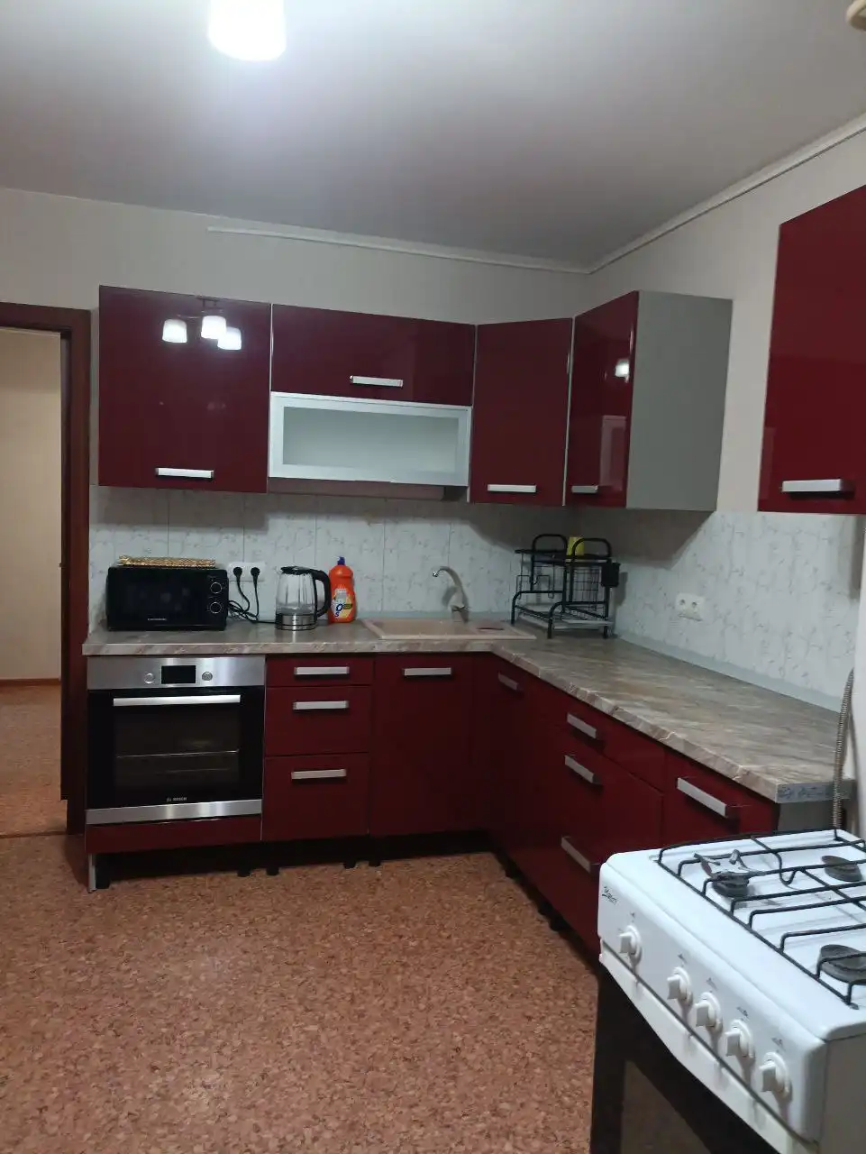 Сдам двухкомнатную квартиру 64 кв.м на долгий срок - Аренда квартир (Недвижимость) в Казань