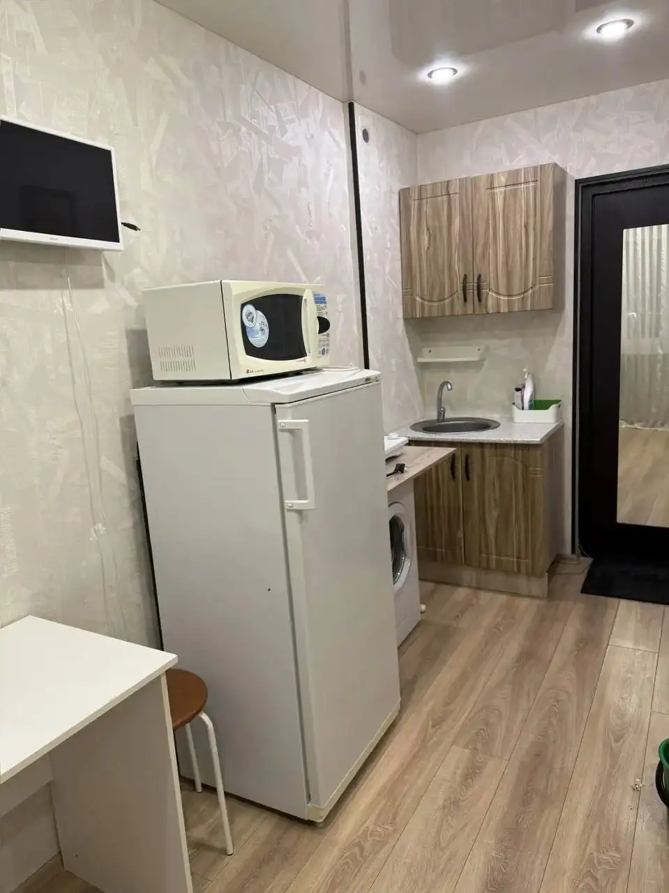 Сдается гостинка в Советском районе Казани - Аренда жилья (Недвижимость) в Казань