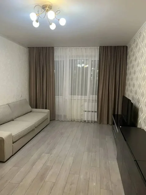 Сдам однокомнатную квартиру в Советском районе - Недвижимость в Казань