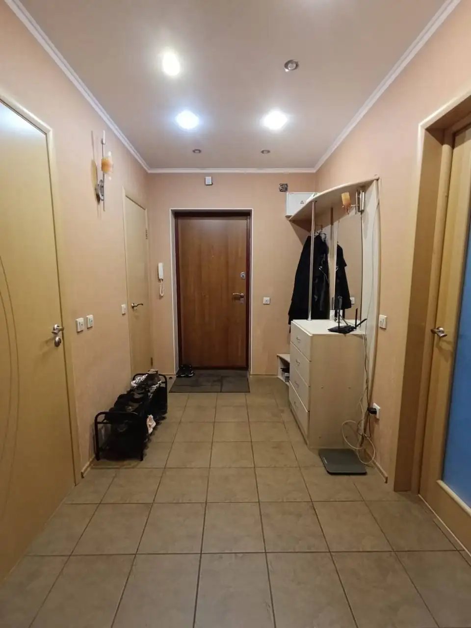 Сдам комнату в двухкомнатной квартире на улице Минская 12 - Аренда (Недвижимость) в Казань