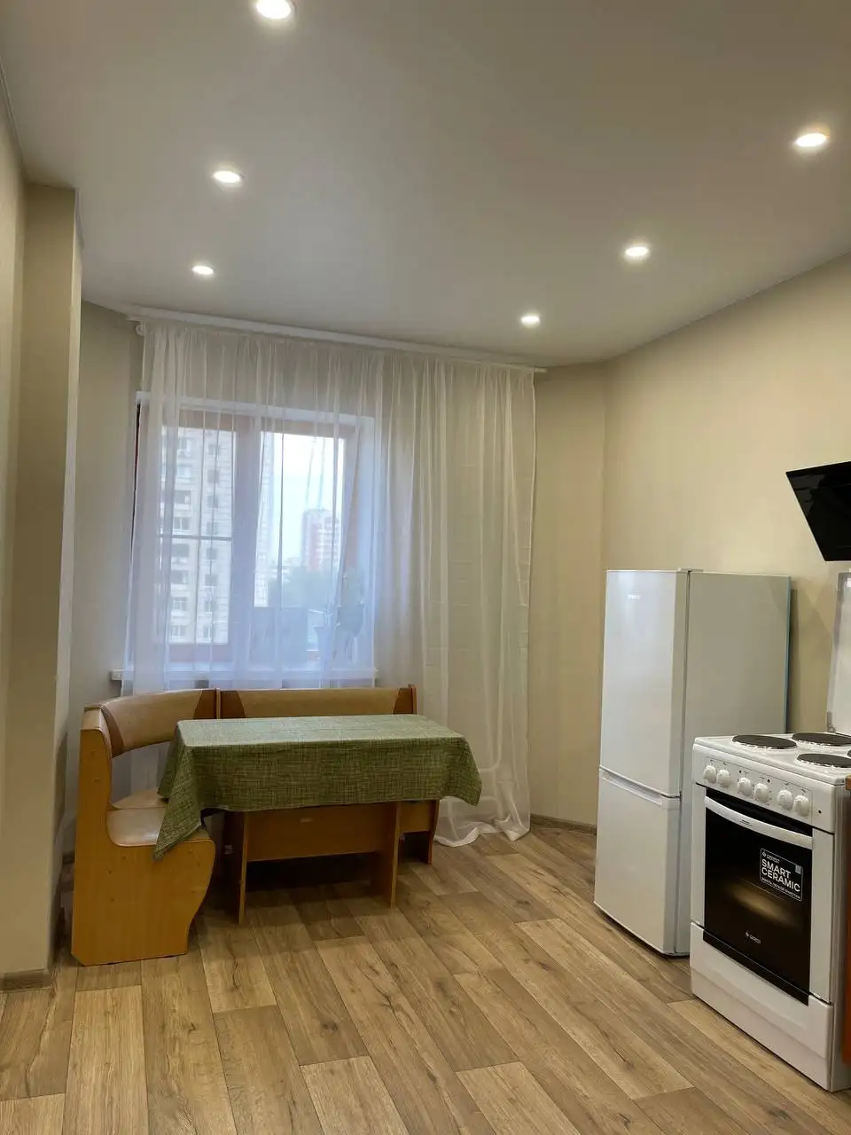 Сдается 1-комнатная квартира 54 кв.м на ул. Фучика в Казани - Аренда квартир (Недвижимость) в Казань