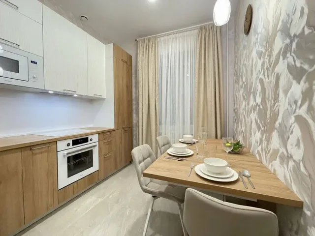 Сдается однокомнатная квартира 39 кв.м на Проспекте Ямашева - Коммерческая в Казань