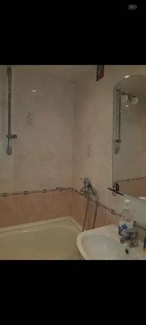 Сдам комнату в 2-комнатной квартире на ул. Академика Сахарова 12 - Аренда комнаты в Казань