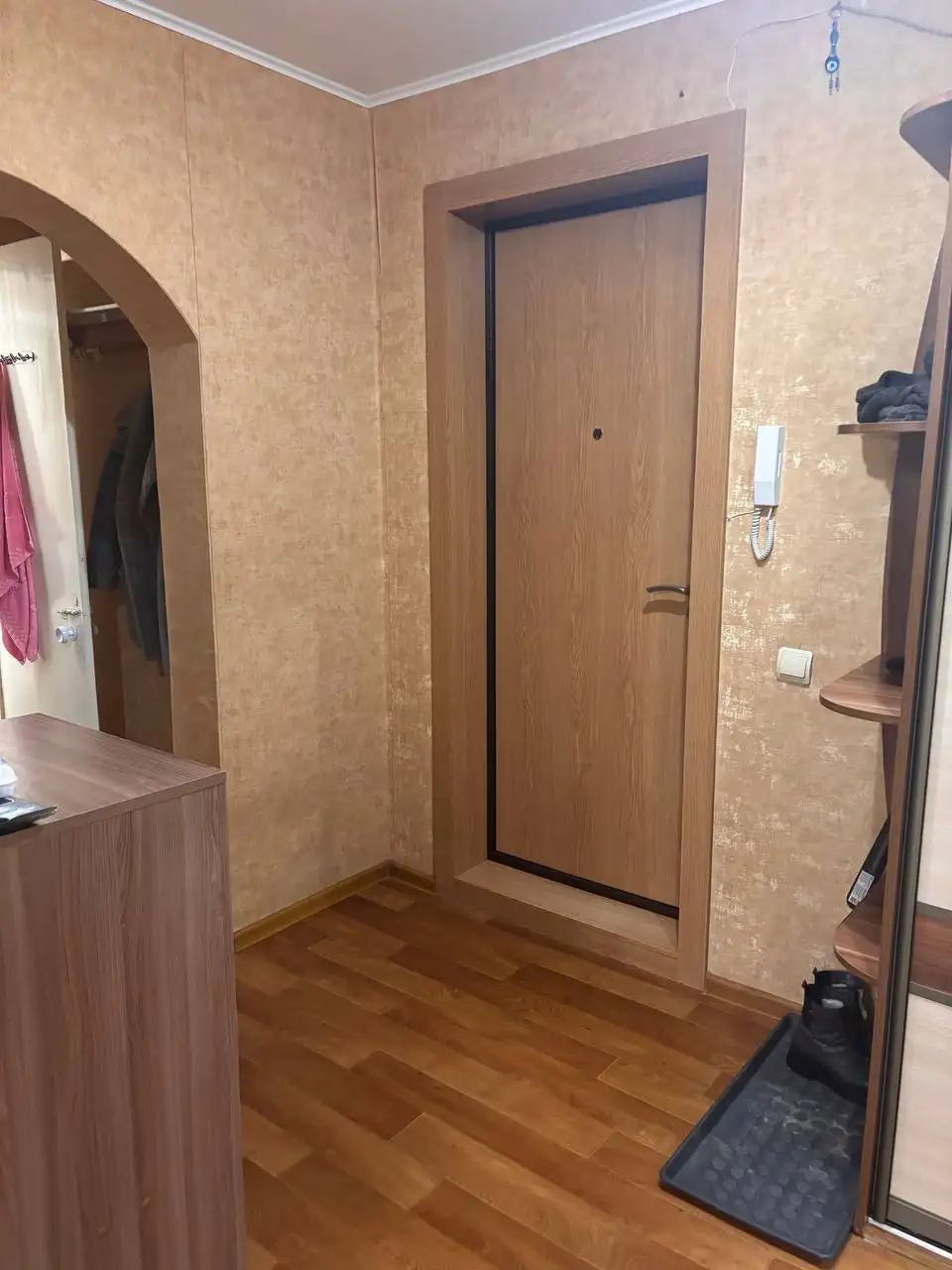 Сдается 1-комнатная квартира на Адоратского - Аренда квартир (Недвижимость) в Казань