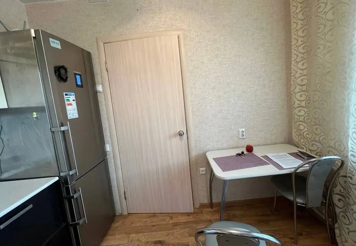 Сдам однокомнатную квартиру на Бондаренко 33 - Аренда квартир (Недвижимость) в Казань