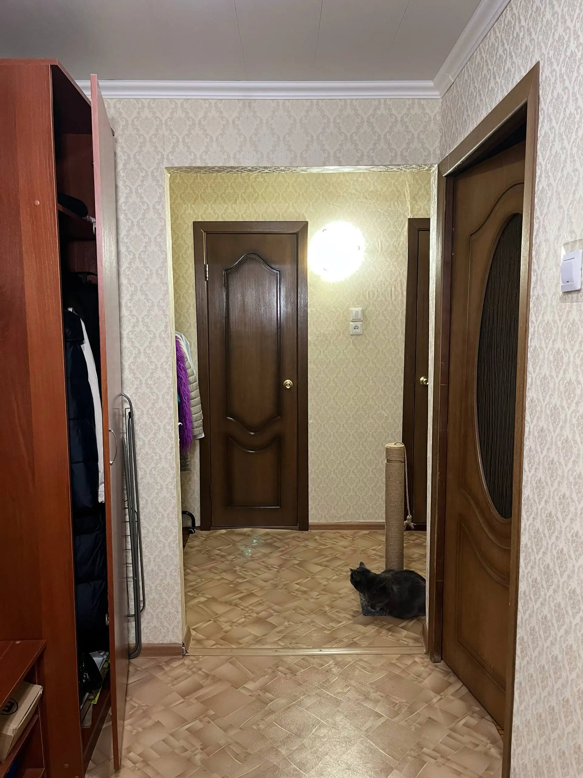 Ищу соседку для 2-комнатной квартиры - Аренда квартир (Недвижимость) в Казань