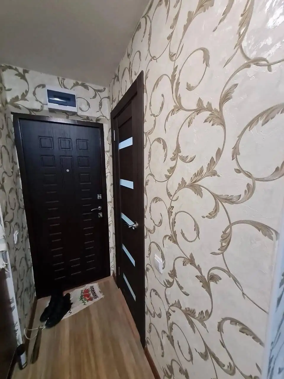 Сдается гостинка в Казани на ул. Мавлютова - Аренда жилья (Недвижимость) в Казань