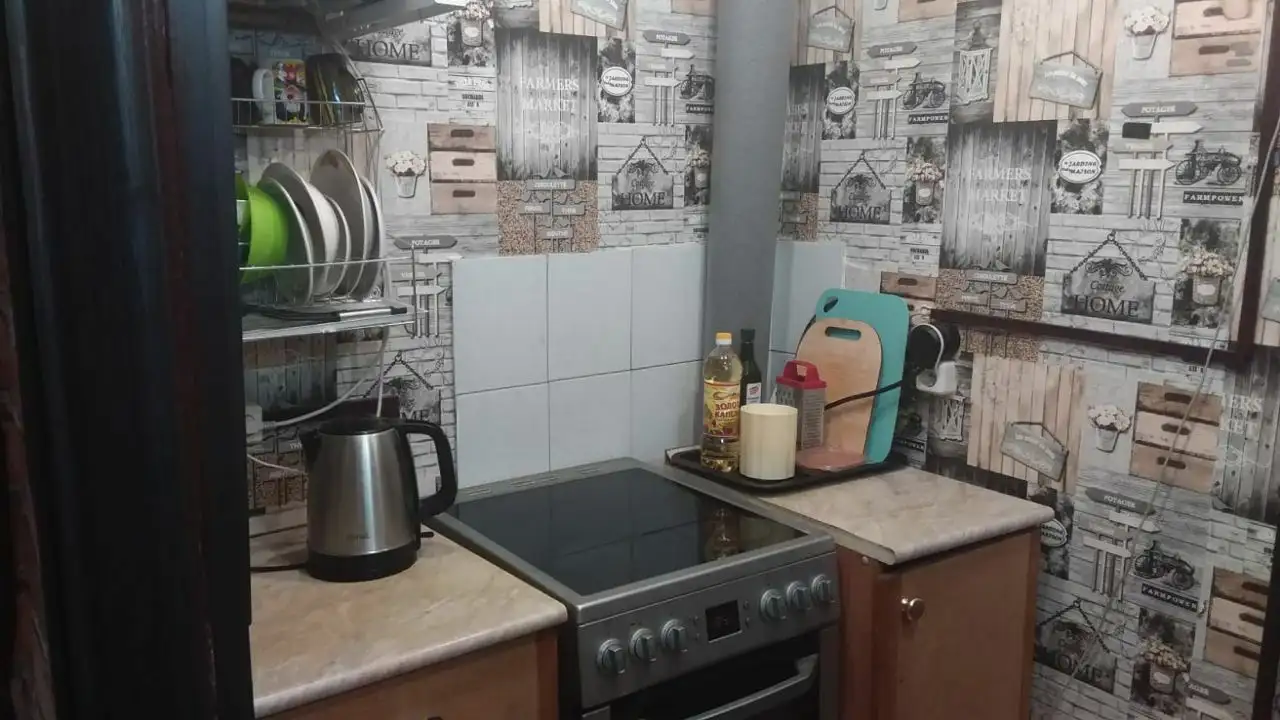 Сдам гостинку в Московском районе Казани - Аренда квартир (Недвижимость) в Казань