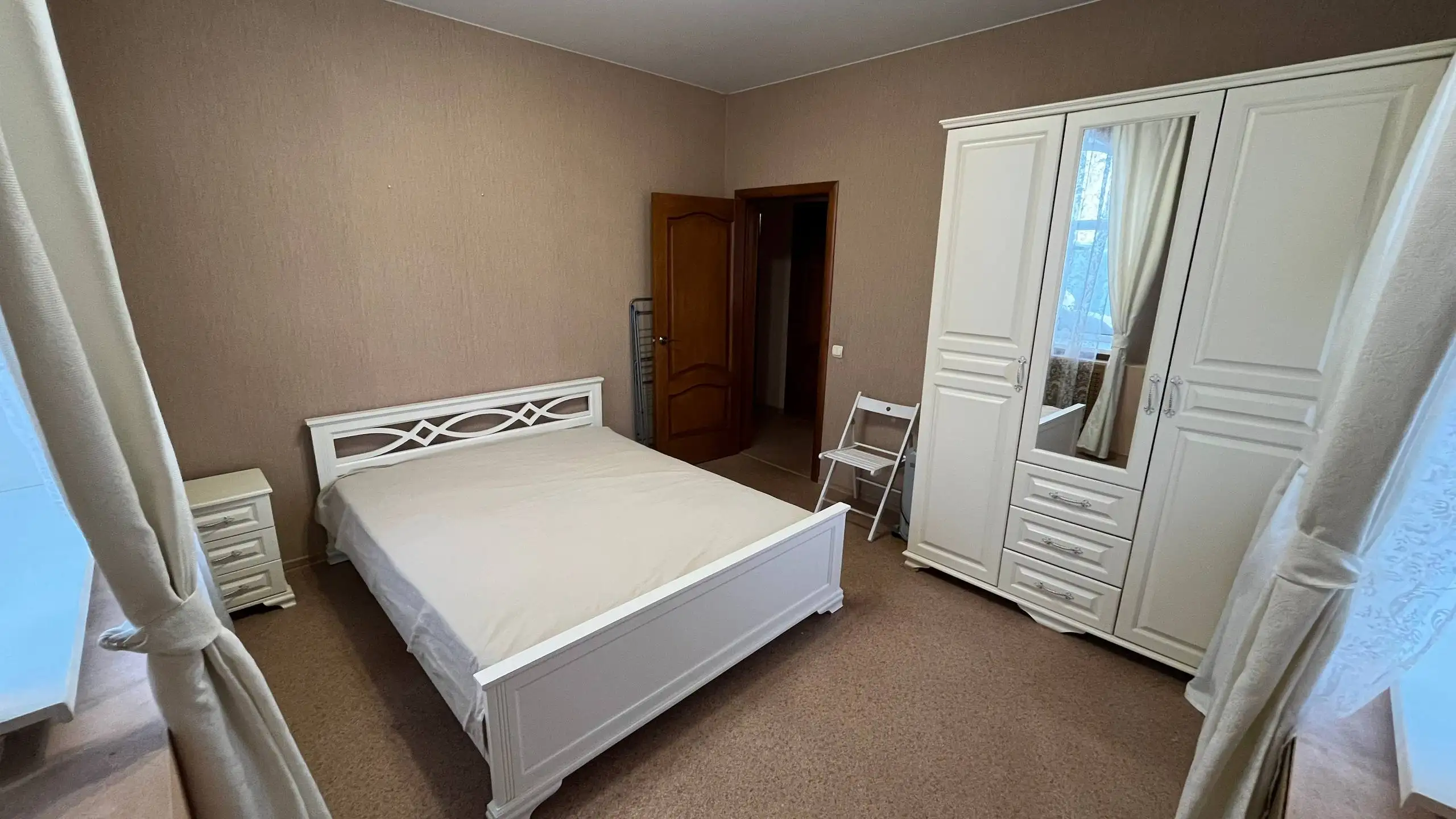 Аренда 2-комнатной квартиры 50 кв.м. в сталинке в Казани - Аренда (Недвижимость) в Казань