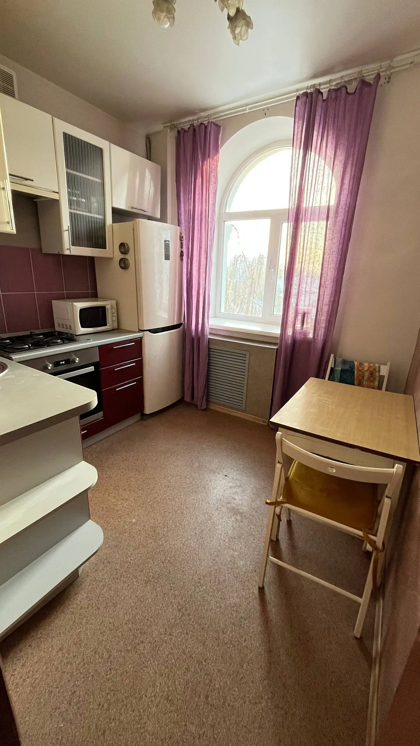 Аренда 2-комнатной квартиры 50 кв.м. в сталинке в Казани - Аренда (Недвижимость) в Казань