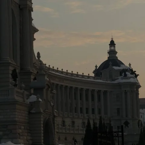 Студенты снимут квартиру в Казани - Гараж в Казань