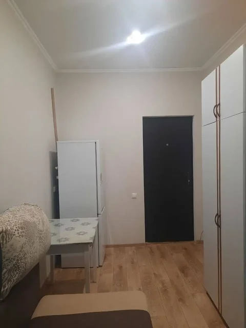 Сдается комната 10м2 по адресу Ибрагимова 37 - Гараж в Казань