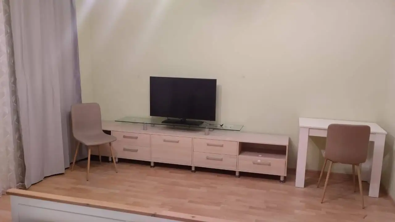 Сдаётся однокомнатная квартира 50 кв.м в центре Казани - Аренда квартир (Недвижимость) в Казань