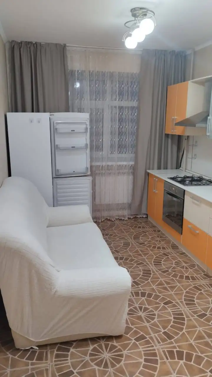 Сдаётся однокомнатная квартира 50 кв.м в центре Казани - Аренда квартир (Недвижимость) в Казань